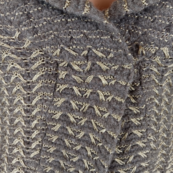 Snap front closure, v-neck cardigan sweater - Picture 7 of 10